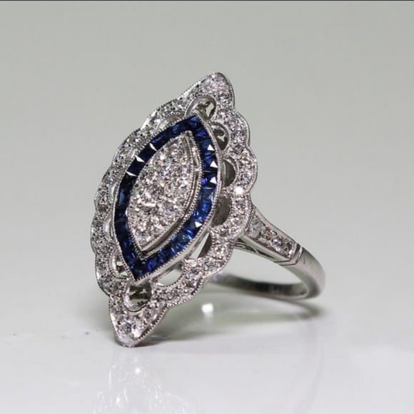 Ring - Picture 2 of 4